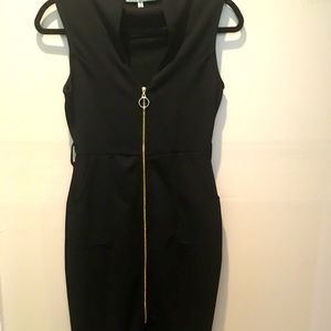 Black Bodycon Zipdress